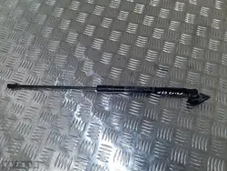 Support de hayon arrière Toyota Prius 2009 689600W530