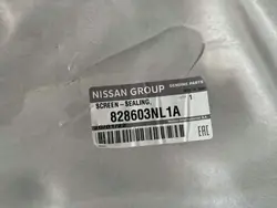 Takaoven Äänieristys OEM 828603NL1A Nissan Leaf