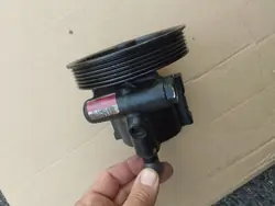 Bomba de potência Dacia Sandero I 7700431286 8200888505--B