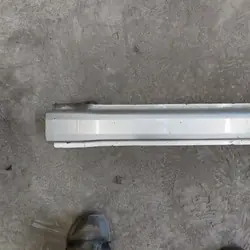 SKODA FABIA 3 III KOMBI Renforcement de Pare-chocs Arrière 6V9807305 LA7W