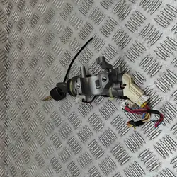 Gebrauchtteil Kia Carens II FJ OEM 0K2JA76990 2.0L 83kw 2005