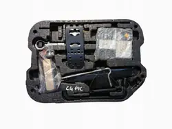 Domkraft & däckreparationssats OEM 9681017280 Citroen