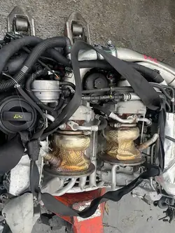 Porsche Macan 2.9 TFSI Turbo Vasen 06M145701T Oikea 06M145702T