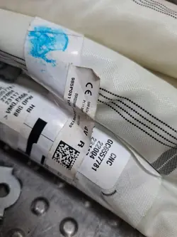 Höger luftgardin OEM S26301570 för Dacia Spring 2022-