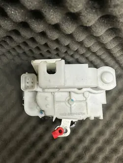 Serrure de Porte Avant Droit Fiat 500