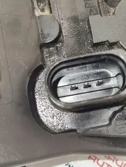 Connecteur phare arrière OEM 166964 pour Audi A4 B8