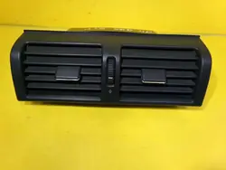 Grille de ventilation centrale Mercedes-Benz OEM DRC95850
