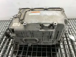 Inversor OEM G9200-76010 para Lexus CT - Usado