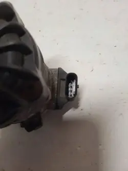 Moteur de pompe à eau BMW OEM 70136016 pour X5 E70 4.4L