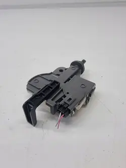 ESP16098 Actionneur de serrure hayon pour Toyota RAV4