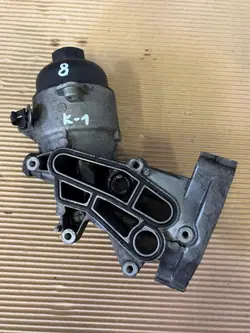 Oljefilterhus BMW X5 E70 3.0L Diesel 2247204