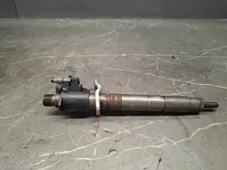 Injecteur Volvo XC70 II OEM 31272690 - Occasion