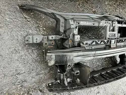 Renforcement avant VW Jetta V 2.0 TDI