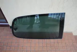 Vidrio de carrocería derecho trasero OEM 3232 Peugeot 307 3D