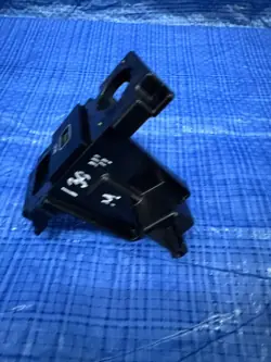 Prise USB Hyundai 96120-G4250 pour i30 III Lift