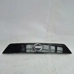 OEM 6383U100 Moldura Porta-Malas para Nissan Micra V 2016-22