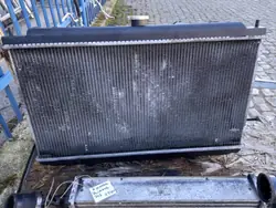 Radiador con ventilador OEM gcdut para Nissan Primera P12