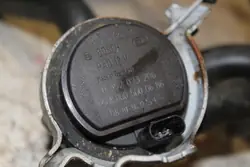 Pompe à eau Mercedes OEM A0392023206 Occasion