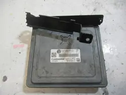 Computadora Motor OEM 03F906070D para VW Polo 5 1.2 TSI