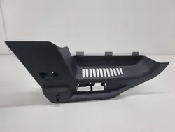 Cupra Formentor 2023 Tavaratilan hylly/verho kiinnityssarja OEM 5FF867761A