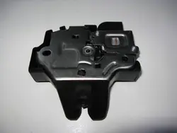 Fecho porta-malas Suzuki Kizashi OEM - Usado