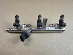 CNG-Einspritzschiene OEM 04C133185AB für VW (Gebraucht)