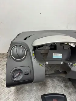 OEM CLI22934 Airbag-konsolpanel för Seat Ibiza 6J