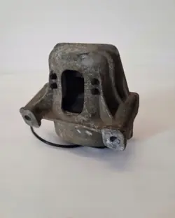 Moottorin Kiinnike OEM 8K0199381 Audi A4 B8 A5 8T Q5 8R