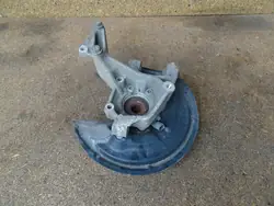 AUDI Q3 8U QUATTRO Vänster Bakre Knuckle 3C0505435G