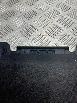 Aislamiento de Capó SKODA KAROQ 57A863831