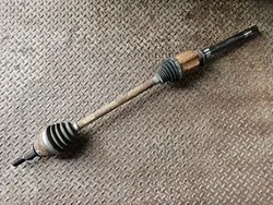 Dodge Durango 2018- Främre högra halvmuff 04578884AC