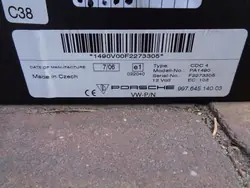Porsche CD/DVD-vaihtaja OEM 99764514003 (2005-2007)