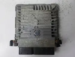 Calculateur Audi A3 8P 1.6 TDI OEM 03L906023M 5WP42813AA
