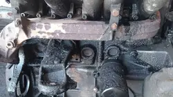 Uitlaatspruitstuk OEM 2057520 Audi 100 1988 2.0L