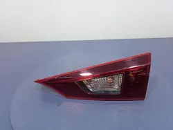Mazda 3 III BM Sedán Luz Interior Trasera Derecha