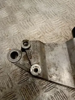 Ford OE 1S4Q-6A228-AF V-kihdinjännitin