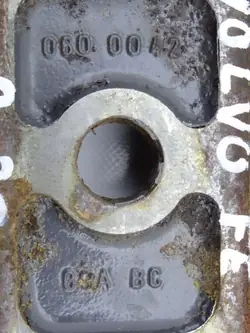 OEM 0600042 Volvo Stötdämparfäste Vänster Bak 22,5