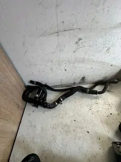 Tuyau de refroidissement Renault OE 215013099R Megane IV RS