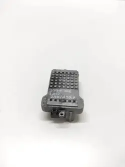Relais ventilateur chauffage BMW OEM 64116934390