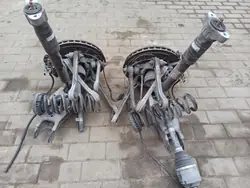 Pivot arrière gauche OEM 352432463 pour Maserati Ghibli III