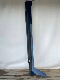 BMW i4 G26 Oikea kynnyssuoja OEM 51778737086