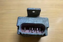 Jäähdyttimen tuulettimen rele MERCEDES-BENZ E (W210) A0225456232