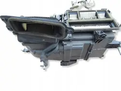 Pièces climatisation Toyota Corolla OEM 8701002860 - Occasion