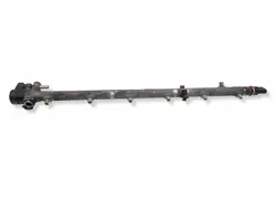 Mercedes-Benz Bränsleledning OEM A6110780149 - Begagnad