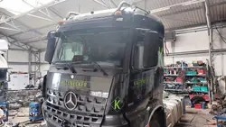 Mercedes-Benz A0006001005 Quarto Cabina Usado