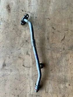 Oljerör OEM 151989505R för Master III 2.3 DCI