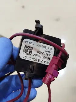 GPS-antenni Peili Mercedes W205 OEM a2059057901