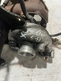 Turboahtimen 068145703m VW PASSAT B5 1.9 TDI