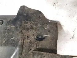 Puxador porta-malas Nissan 370Z OEM FBZ10612 - Usado