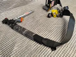 Hyundai IX35 Lift 13-15 Höger Fram Säkerhetsbältessträckare